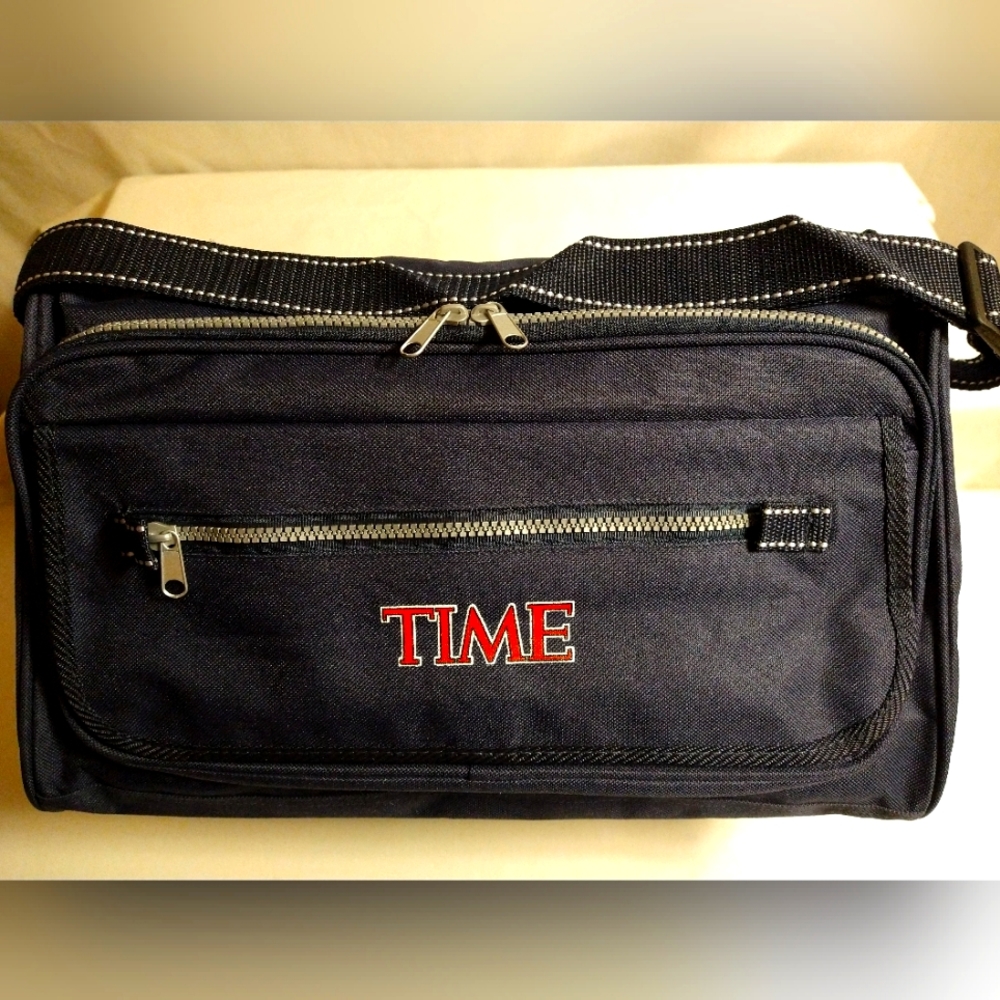 'TIME' DUFFLE BAG WITH ADJUSTABLE SHOULDER STRAP M USA